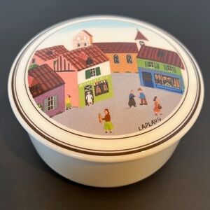 Villeroy & Boch Porcelaine Naif City/ Town Trinket Box